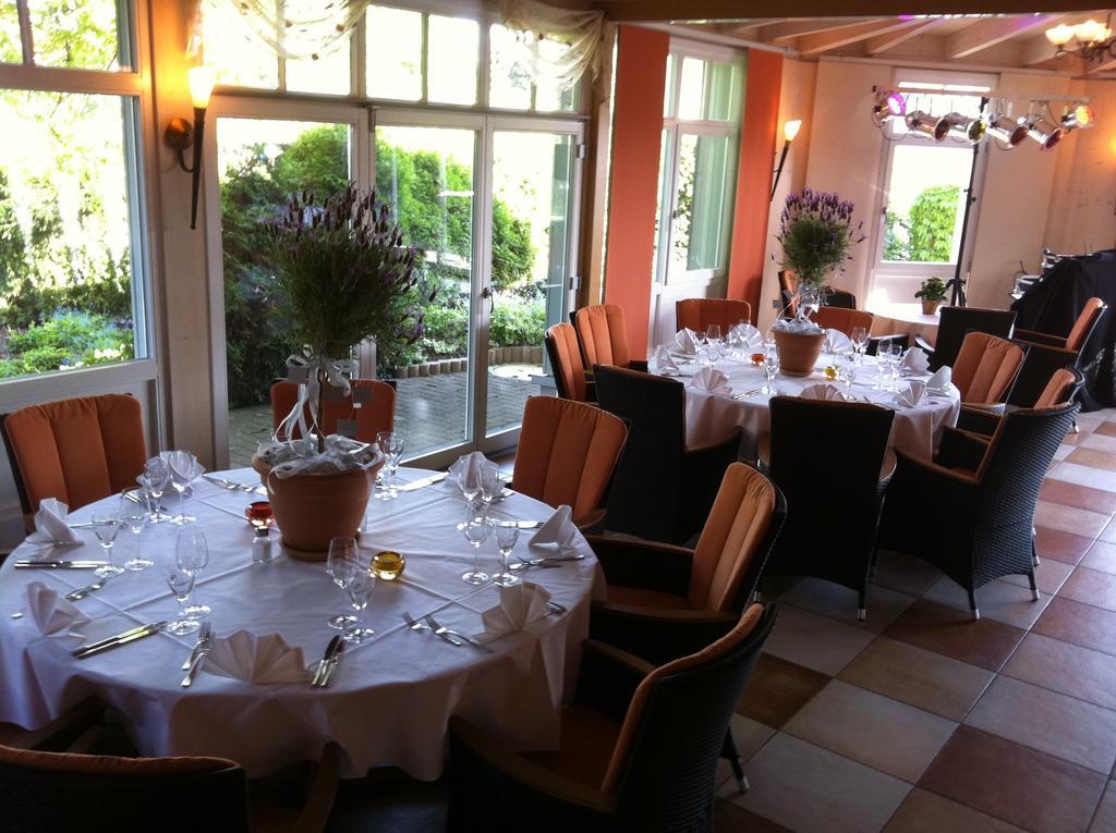 Hotel Muehlenhof Lollar Kültér fotó