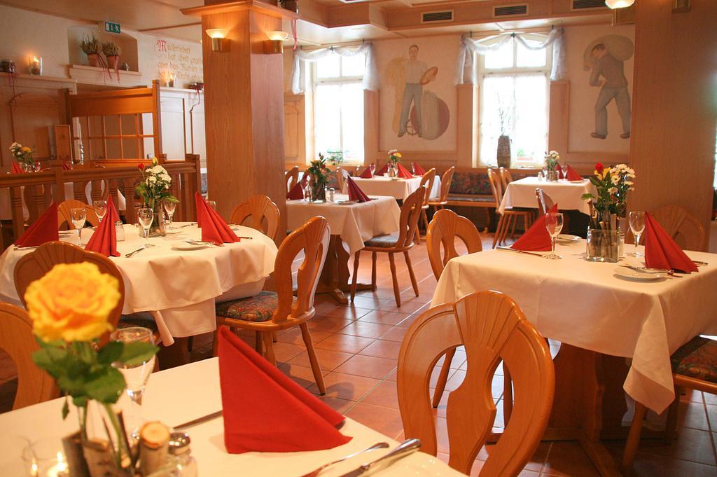 Hotel Muehlenhof Lollar Kültér fotó