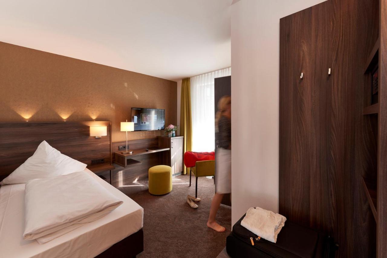 Hotel Muehlenhof Lollar Kültér fotó
